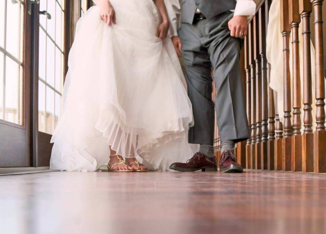 岳母|岳母让女婿照顾8岁小舅子，女儿却反问：那俺肚子里的孩子谁养？