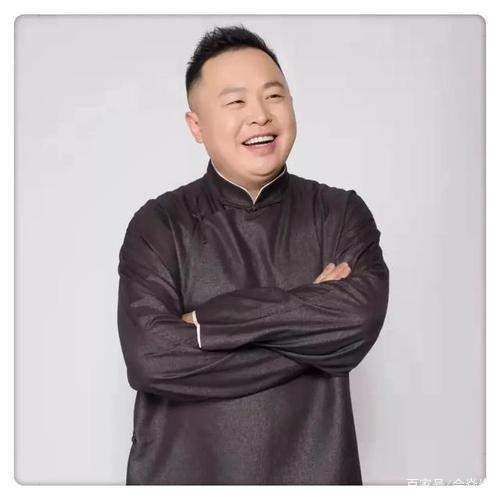 原创知名娱记曝相声圈渣男脚踩四只船欺骗感情德云社众成员遭怀疑