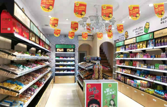 人群|怡佳仁：零食店不理想？能不能别踩这些雷区！