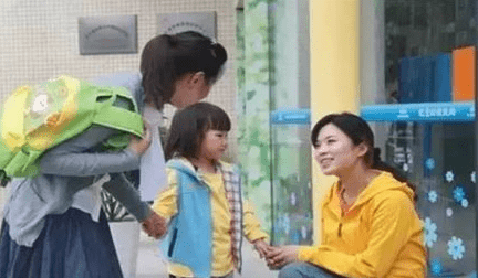 因为|幼儿园将推迟到六点放学，解决家长的大难题，但新问题更叫人苦恼