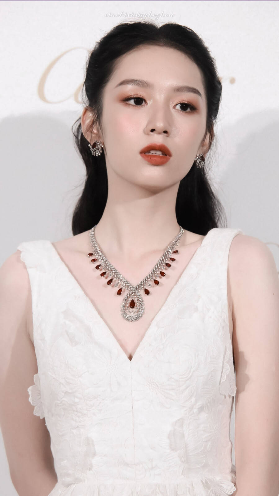 眼睛|眼睛不大但很美的女明星，我只服这3位！笑起来太迷人了
