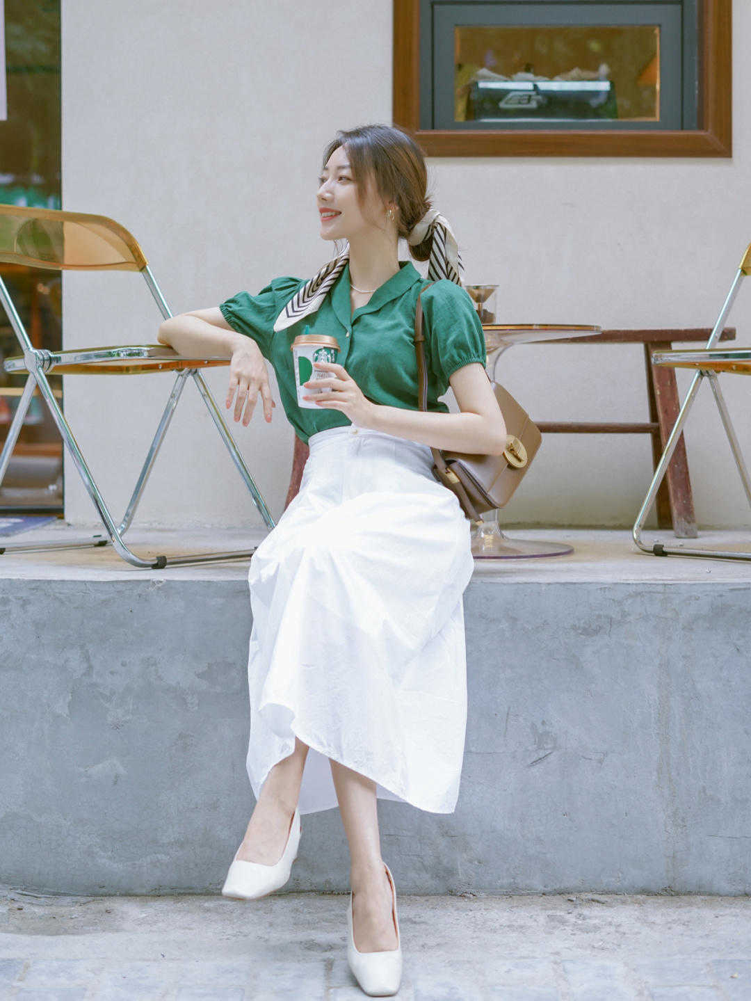 黑色|做一个精致的女人,你只需要找对搭配方法,这样穿,谁穿谁好看!