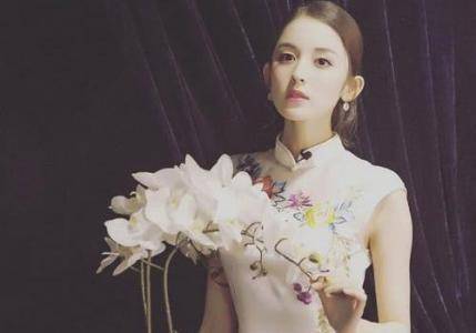 小龙女|旗袍才是真的美，杨幂刘亦菲穿上后气质立变，倪妮比较与众不同！