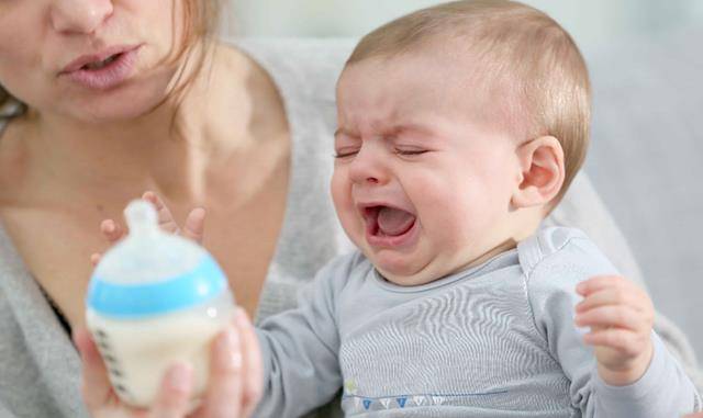 如何给新生儿拍奶 290120ec4895445f8d8bb09041c9bf20.jpeg