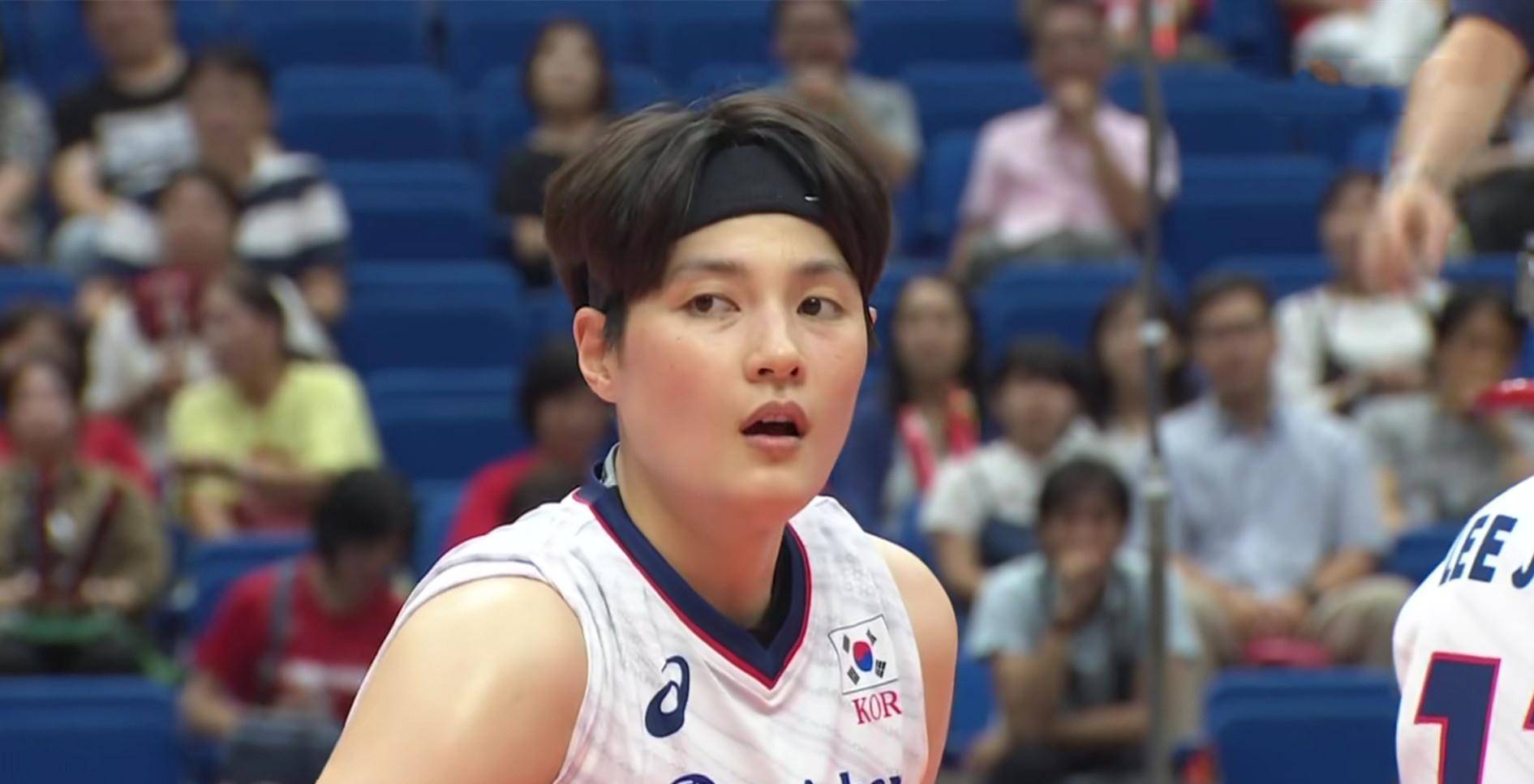 李素英,表胜珠,朴贞雅;主教练:拉瓦里尼韩国队奥运会12人名单韩国女排