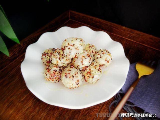 米饭怎么做成球 9c04c8e684924fca89eed4ba6c546856.jpeg