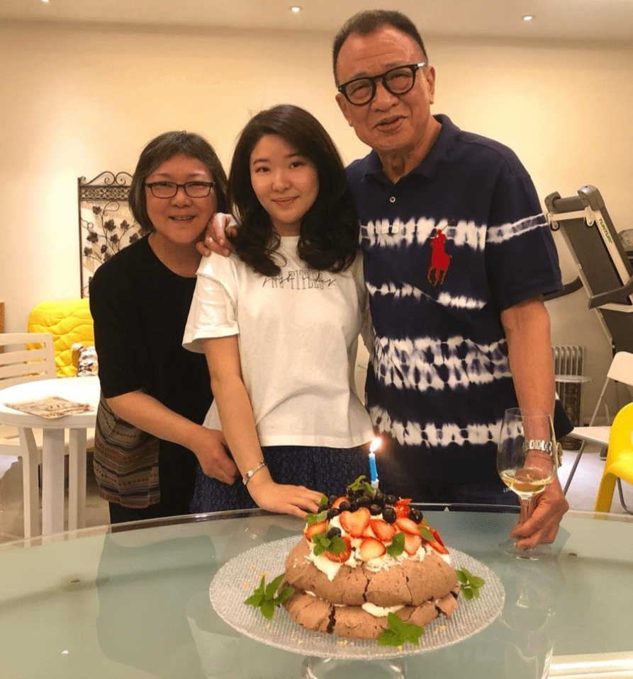 73岁许绍雄亲解显赫家世之谜：鲁迅夫妇是亲戚，慈禧太后是靠山