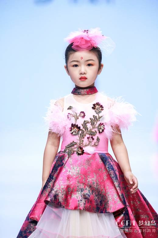 设计|繁花?惊鸿起,2021年，JUN君设计乘美而来
