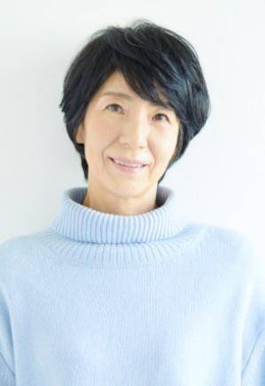 发型|40，50岁女人发型别乱剪，几款流行的中年发型，换对才年轻