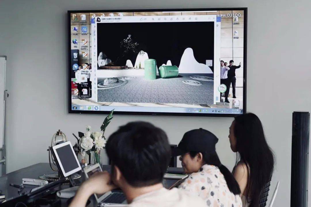 展开讨论|LK朗威 | 设计基础研究 周会：“什么是酸性设计？”