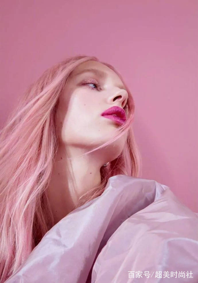 复试|维密复试模特实力演绎小蛮腰，波兰麻豆神秘大片太帅了｜今日美图