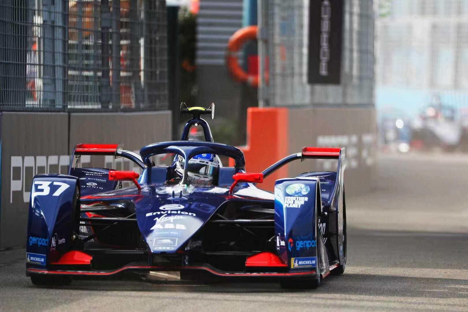 远景维珍车队领跑积分榜,期待英国收获胜利_爱卡汽车