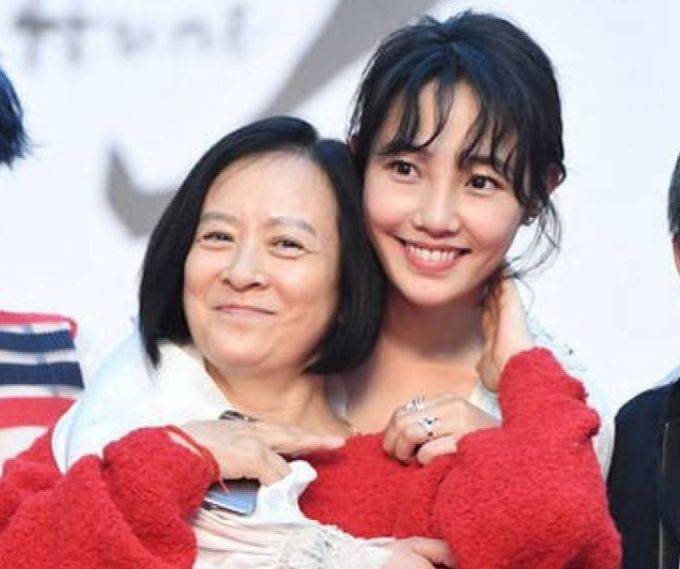 王京花的儿子叫啥 52af0ffee3bb48acbf96315481b1d704.jpeg