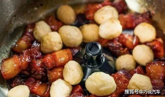 什么菜用糖色 9205a817b24e4eccb60001a3fd88e72d.jpeg