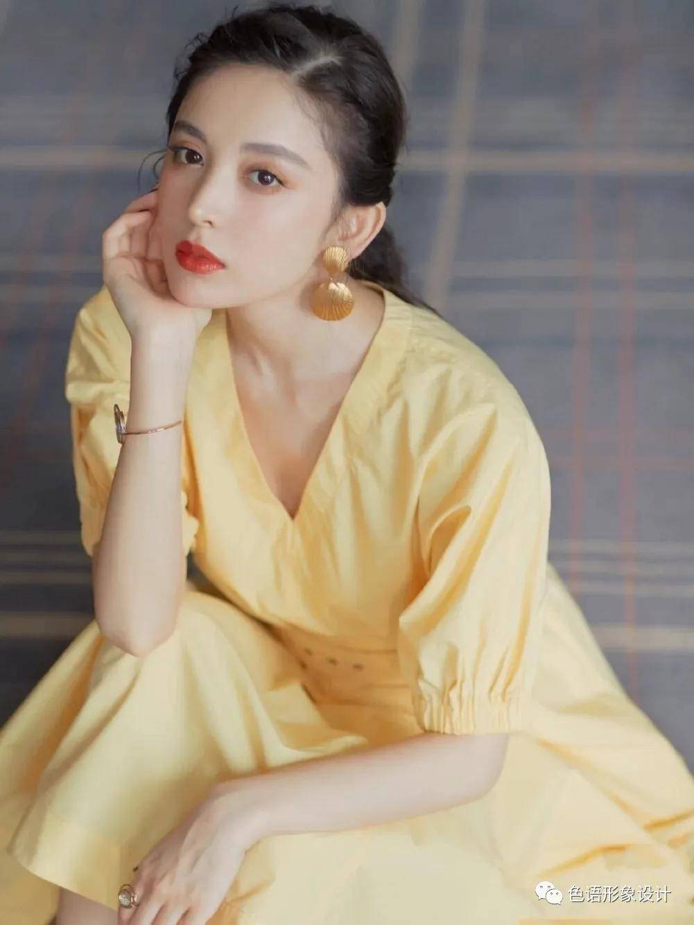 视觉|连衣裙不会挑? 学会这三招让你美得毫不费力!