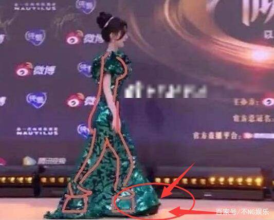 鱼尾|微博之夜鞠婧祎身高引热议，和166吴宣仪齐平？看鞋跟瞬间明白了