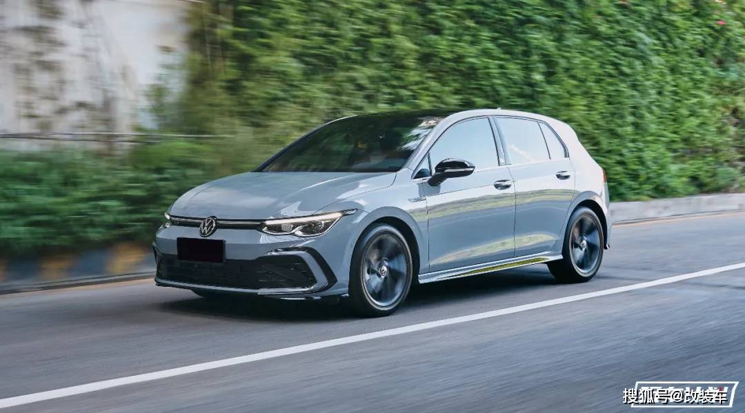 00后舞蹈老师的渐变泼墨八代高尔夫改装过程有改哥全程陪同