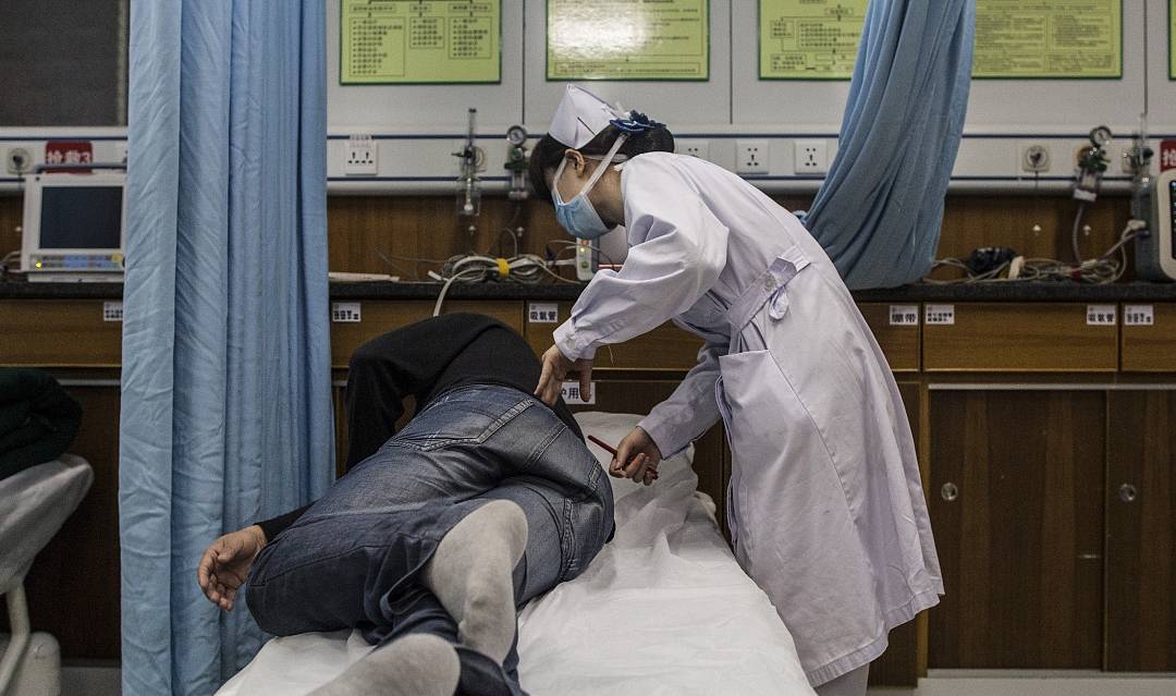 进行|肾结石偏爱4类人，希望你不在其中，若出现2种异常，要当心了