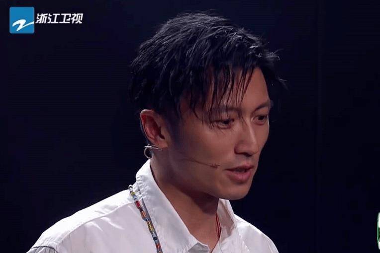 傅欣瑶|《好声音》第九期,比单依纯歌声更美妙的是,谢霆锋的排兵布阵