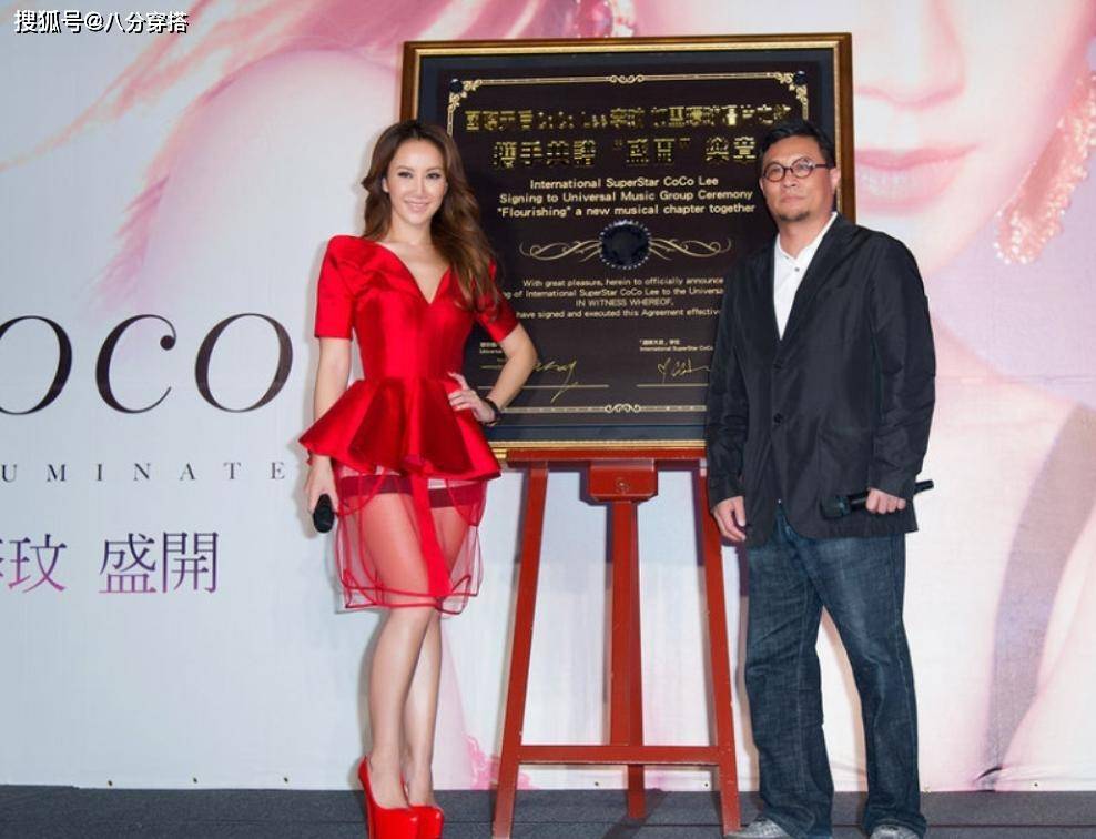 魅力|李玟身材好又敢穿，红色修身连衣裙张扬高调，露出打底裤更时髦