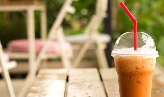 习惯|加速女性发胖的行为,爱吃零食排最后,排第一的很多人中招