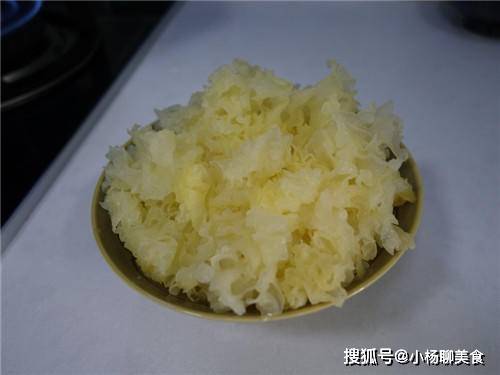 做法|面膜爽肤水靠边站，它才是“护肤大王”，常吃皮肤白皙紧致如少女