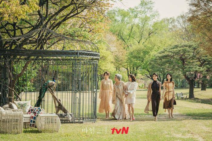 展开|2021上半年最受欢迎韩剧TOP 9，还没看的赶快追，看过也来二刷