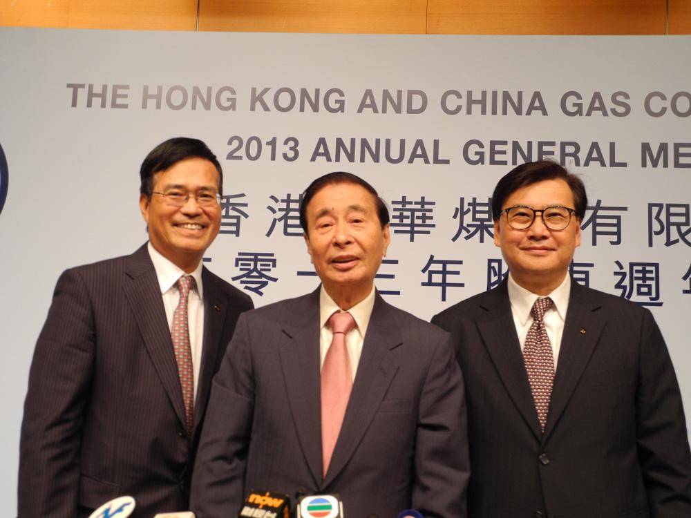 刚为河南捐1500万,又给奥运冠军奖励500万,不愧是霍英东的好友_李兆基