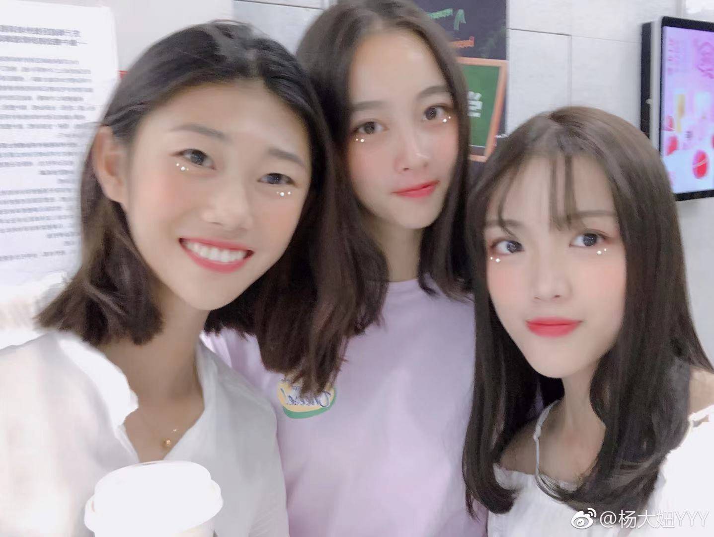 原创杨倩杨皓然夺金后对视互碰手臂官博带头磕糖白敬亭发文称赞