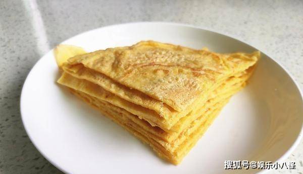 方法|早餐在家做香甜软糯的鸡蛋饼,这个方法简单不费时间,好吃又营养