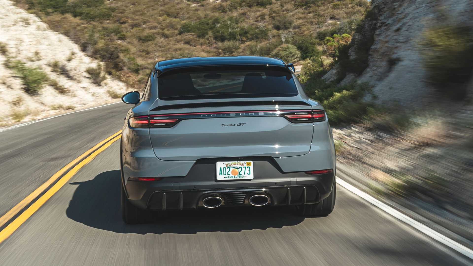 33秒破百保时捷cayenneturbogt实拍中置双出排气