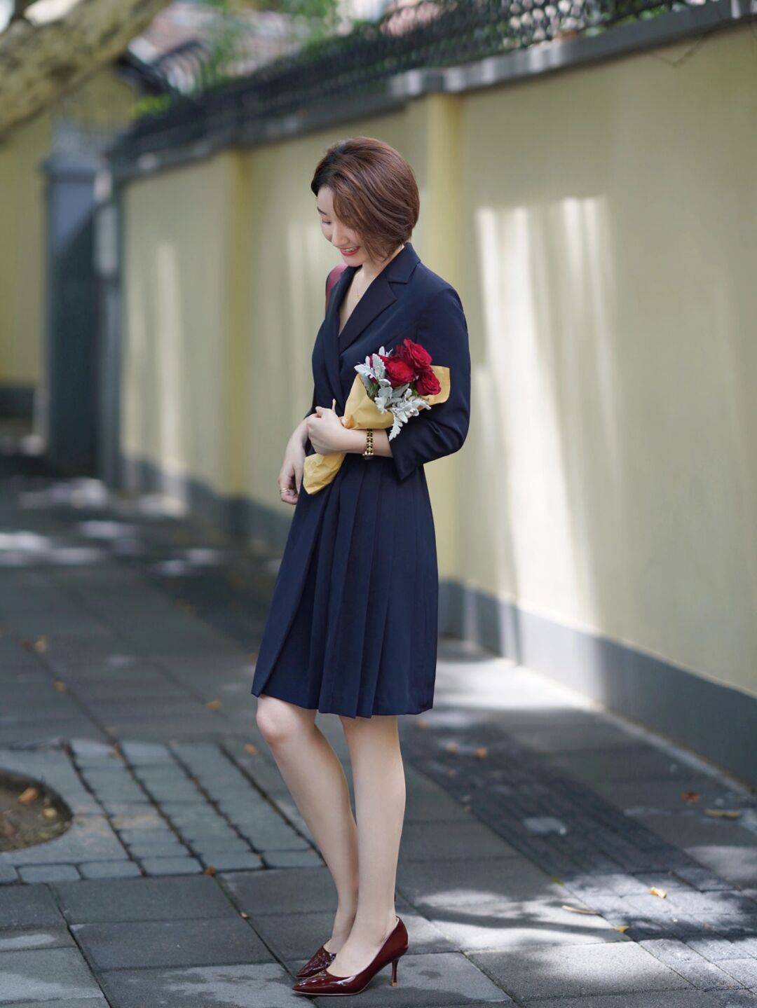 条纹|小个子女生如何穿显高？条纹衫配牛仔裤显瘦还提升气质，高级洋气