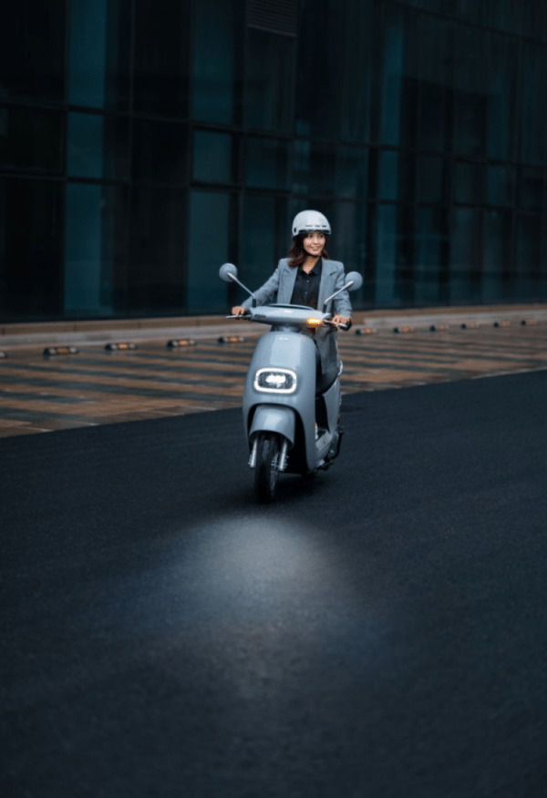 电动车充电方法注意事项 d799bb7e286247dbb31b6e48d3417dee.png