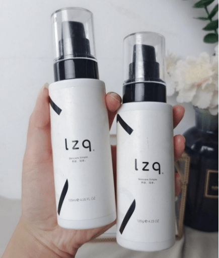 智商|女生的“智商税”真好赚，紫熨斗搓泥严重鸡肋，小黑瓶爆痘