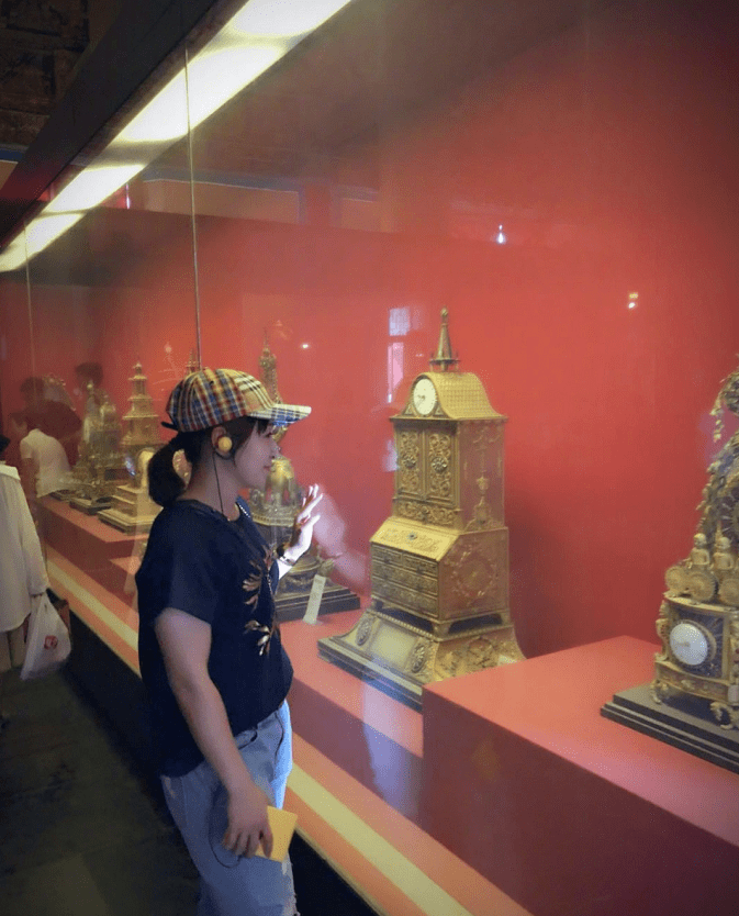 刘诗雯|刘诗雯穿件T恤就挺美，私服看起来挺真实的，和普通女孩没两样