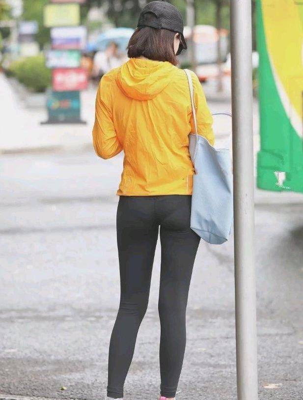 身材|小姐姐真会穿，一身紧身健美裤，分外迷人