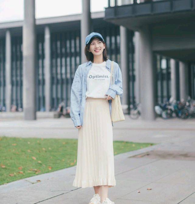 服装|懂得穿衣打扮太重要了，只要穿对了，普通人也会很有气质