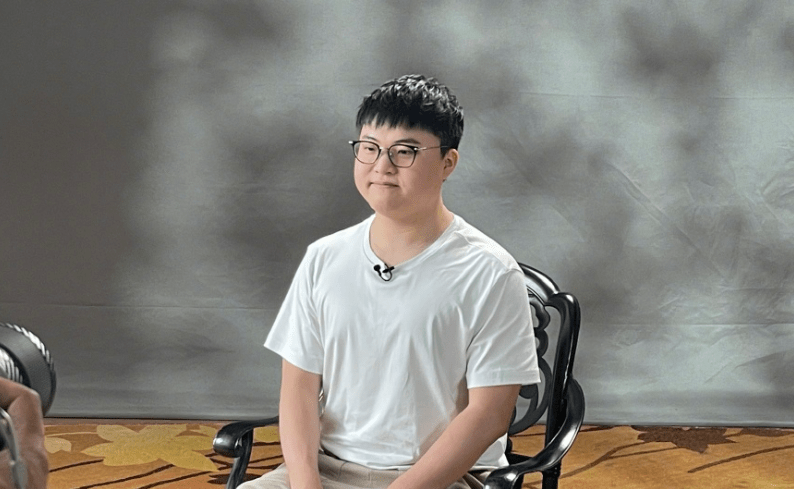 Uzi|心系电竞，Uzi合伙范丞丞组建LOLM战队