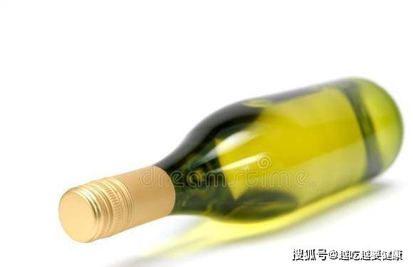 因为|喝葡萄酒前为何要先醒酒？普通酒需要醒吗？醒多久合适？涨知识了