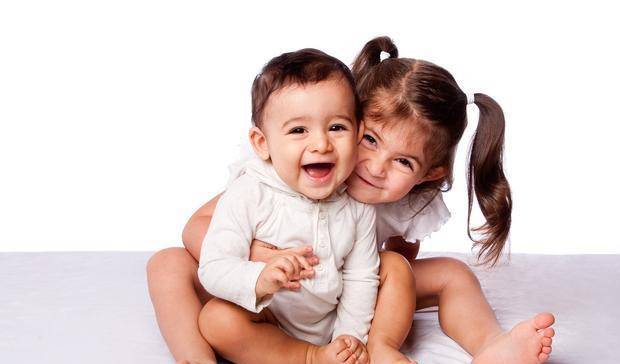 经济|全面放开二胎的第五年，那些第一批要二胎的家庭都怎么样了