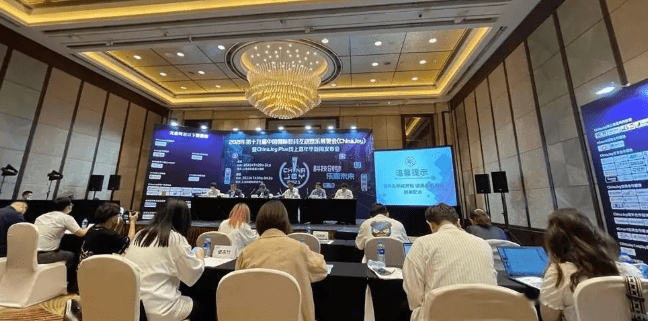 ChinaJoy|现场举行VR赛事？ChinaJoy电竞新风，探索《头号玩家》中的虚拟现实