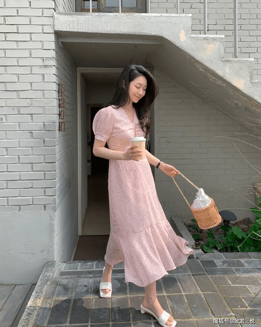 连衣裙|女生夏季穿搭：韩国风格，照着穿就很美！