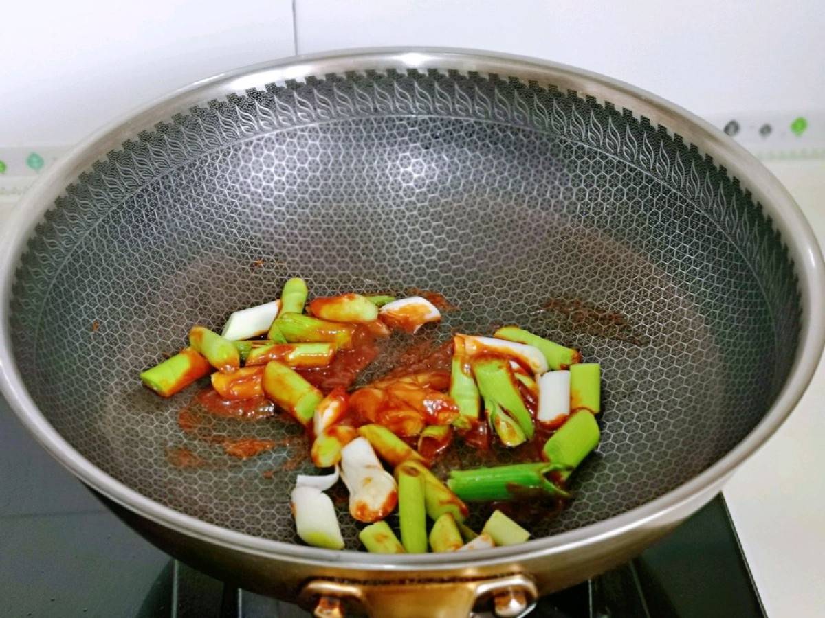 北极|家常干锅花菜，简单好操作，鲜美又下饭，给肉都不换