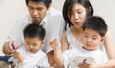 大儿子|五岁哥哥把一岁弟弟放锅里，看到配料后，宝妈直呼：我的心在滴血