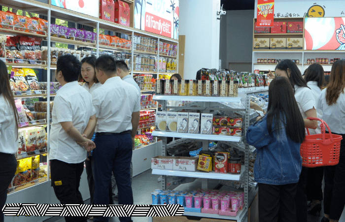 产品|除去零食产品之外，还能从哪些方面提升怡佳仁零食店？