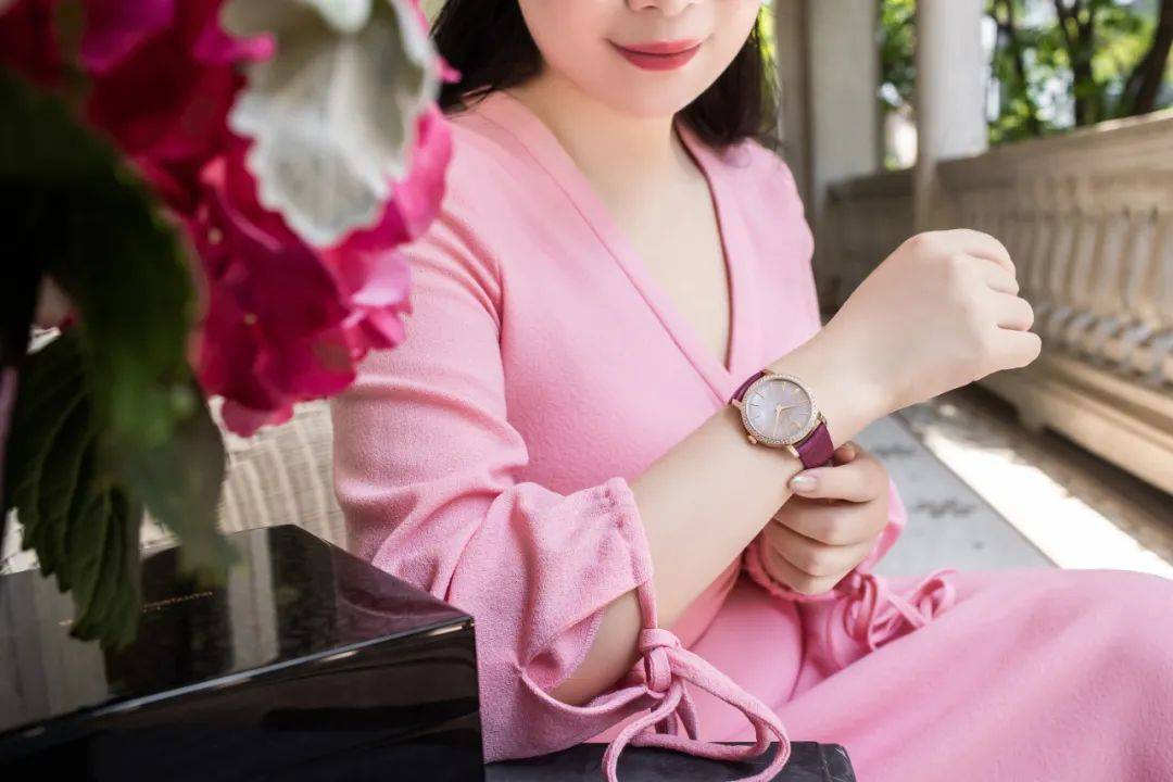 ÿ��������Ů��,���Ӳ�����ʫ���ٵ�����!