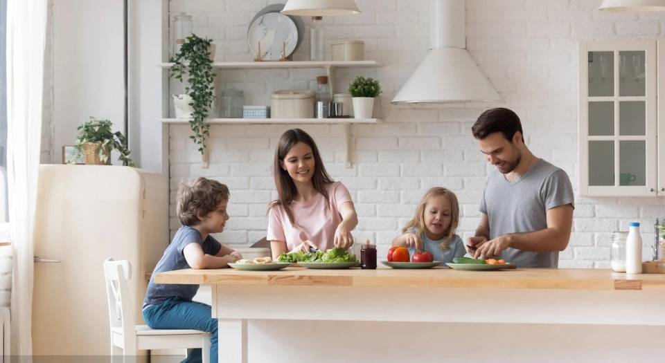 天气|幼儿夏季饮食注意事项,家长这样做,让孩子爱上吃饭身体棒!