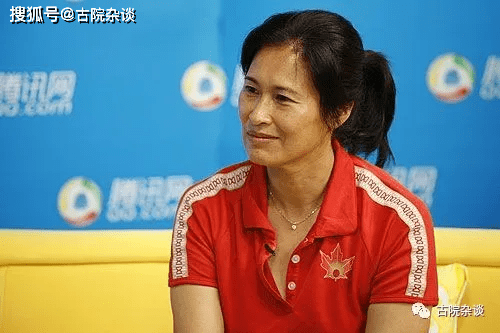 在首场比赛击败了比自己小30岁的非洲锦标赛冠军得主突尼斯小将伊娜后