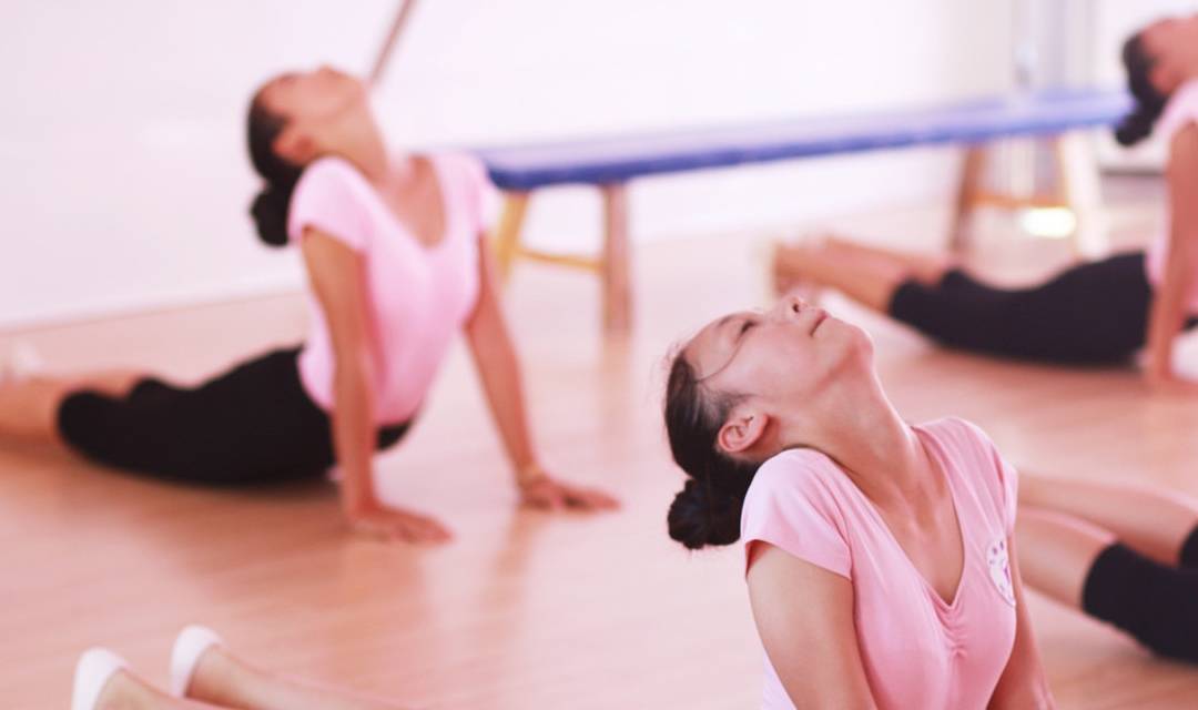 体重|晨起这4个好习惯要保持，让你成为冻龄女神，体重暴降，月瘦8斤