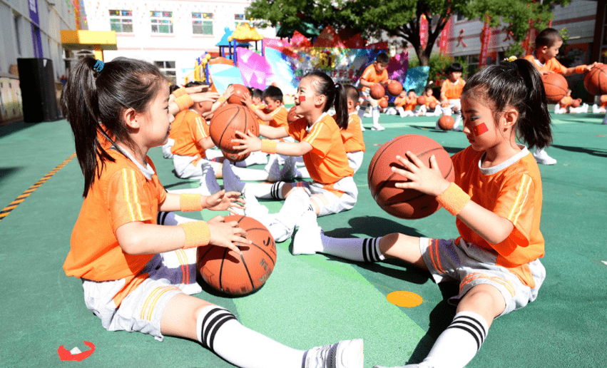 家长|关停私立幼儿园，学生全转移到公立幼儿园？官方回应超暖心